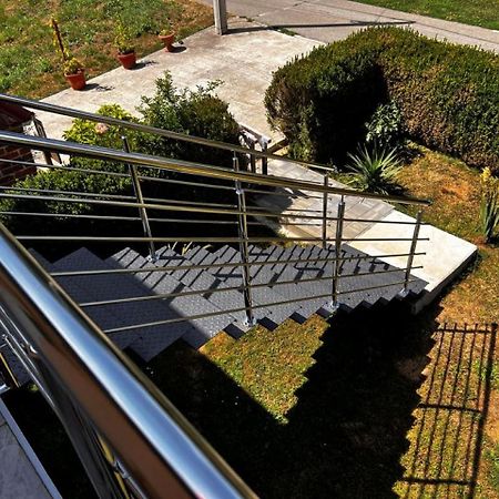 Apartman Borna Otočac Екстериор снимка